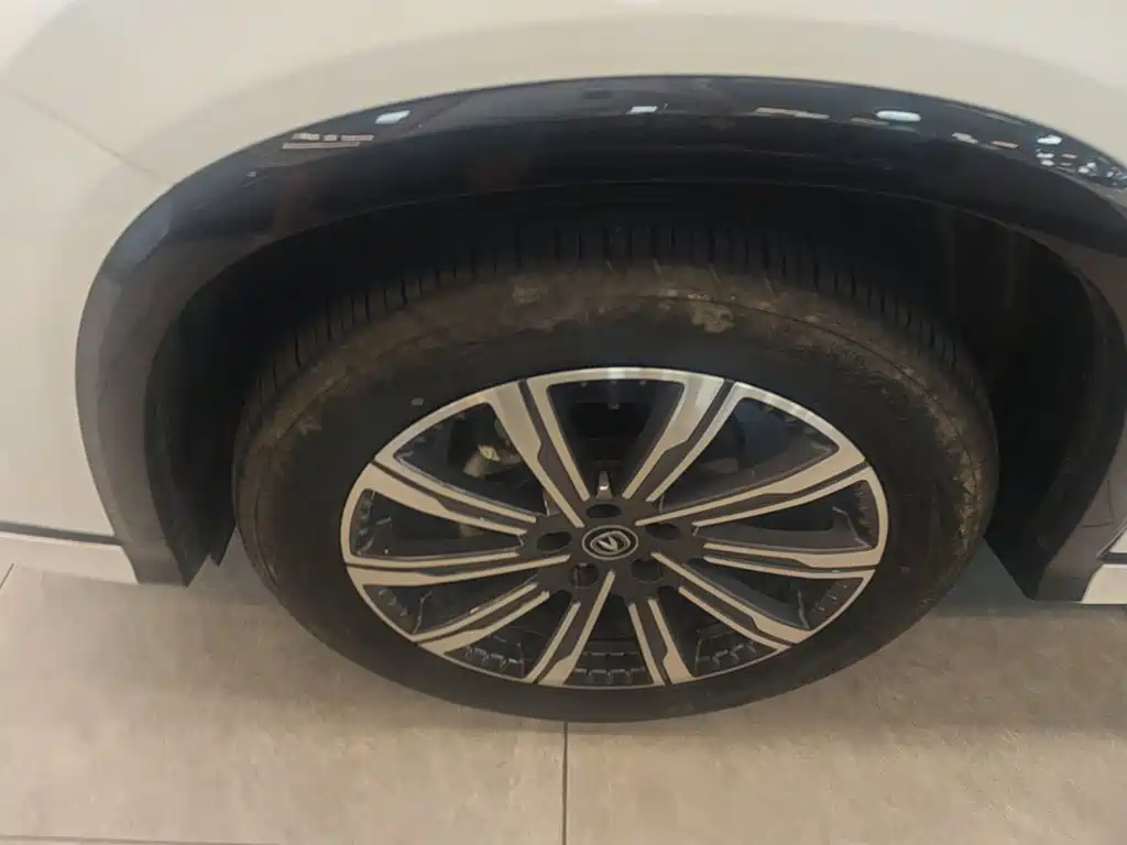 Changan CS75PLUS 2024 — фото 23