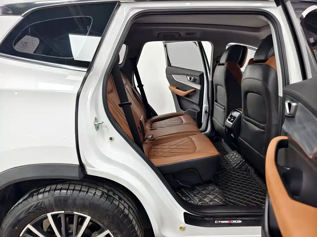 Chery Tiggo 8 PLUS 2021 — фото 16