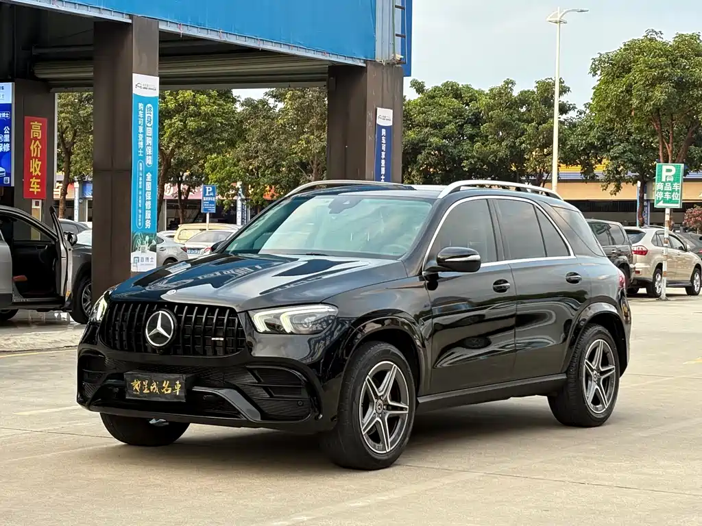 Mercedes-Benz GLE 2021 — фото 1