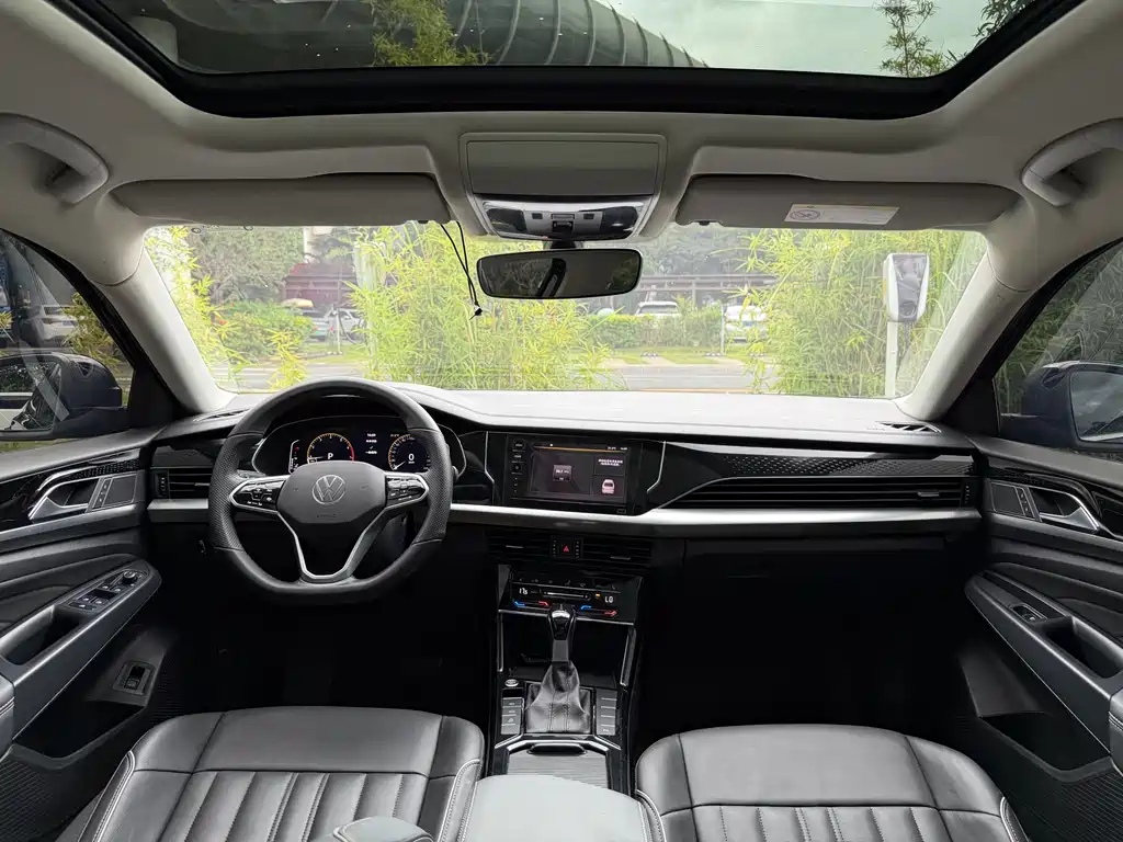 Volkswagen Passat 2022