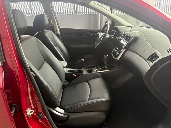 Nissan Tiida 2023