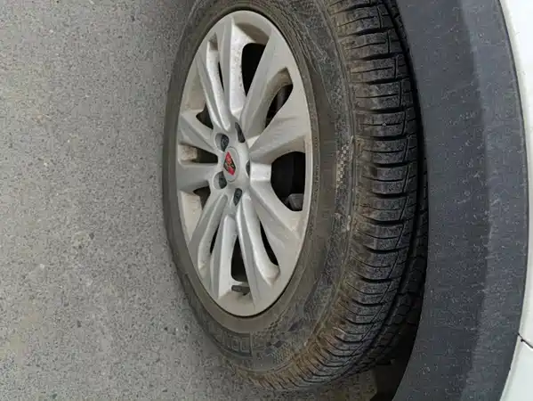Roewe RX5 2017