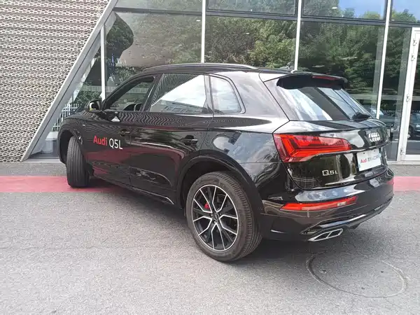 Audi Q5L 2024