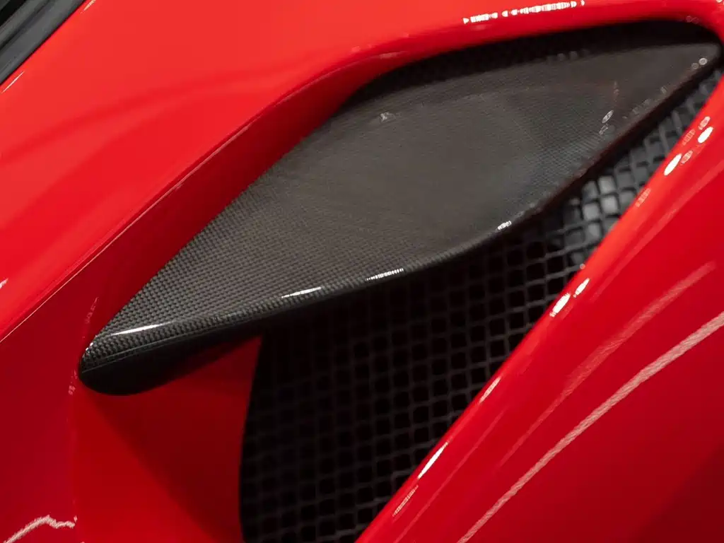 Ferrari F8 2022 — фото 12