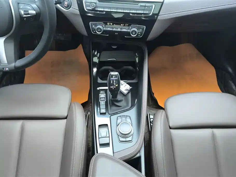 BMW X1 2021 — фото 16