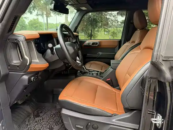 Ford Bronco 2024
