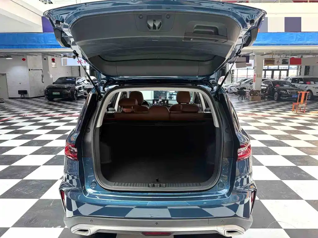 Geely Vision X6 2023 — фото 13
