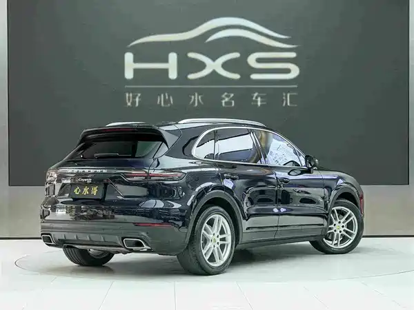 Porsche Cayenne 2021