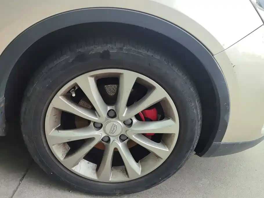 Geely Emgrand GS 2017