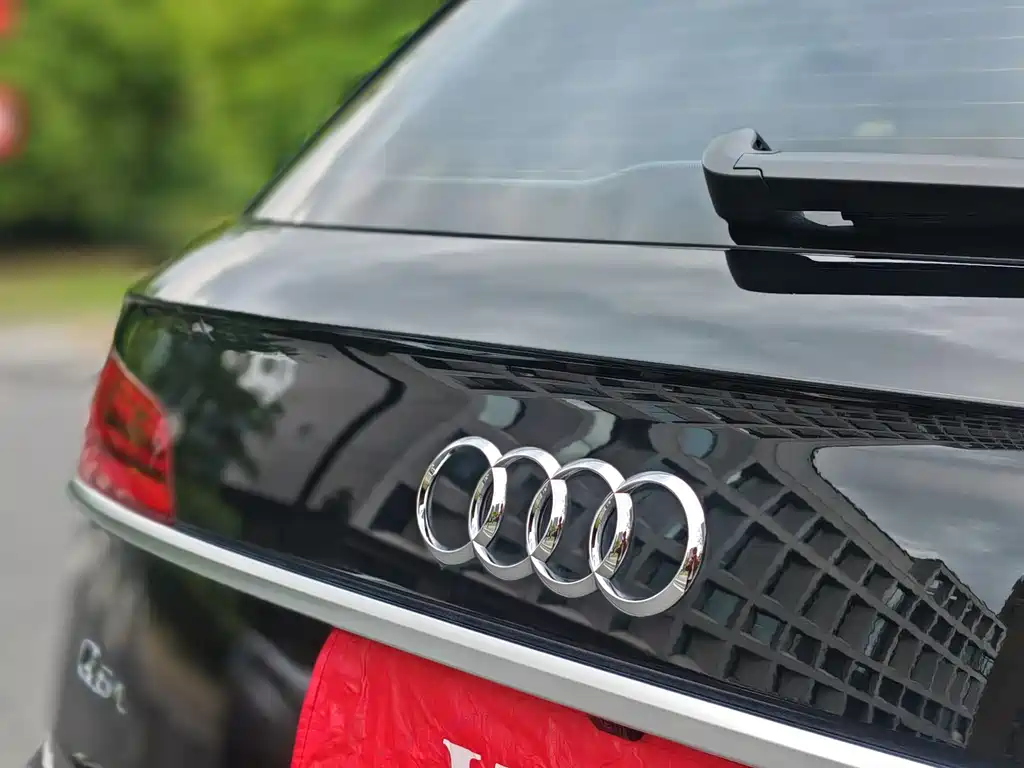 Audi Q5L 2022 — фото 16