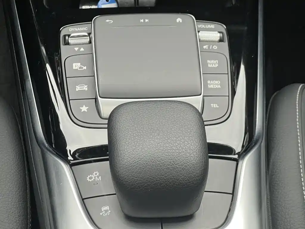 Mercedes-Benz Mercedes CLA AMG 2020 — фото 11