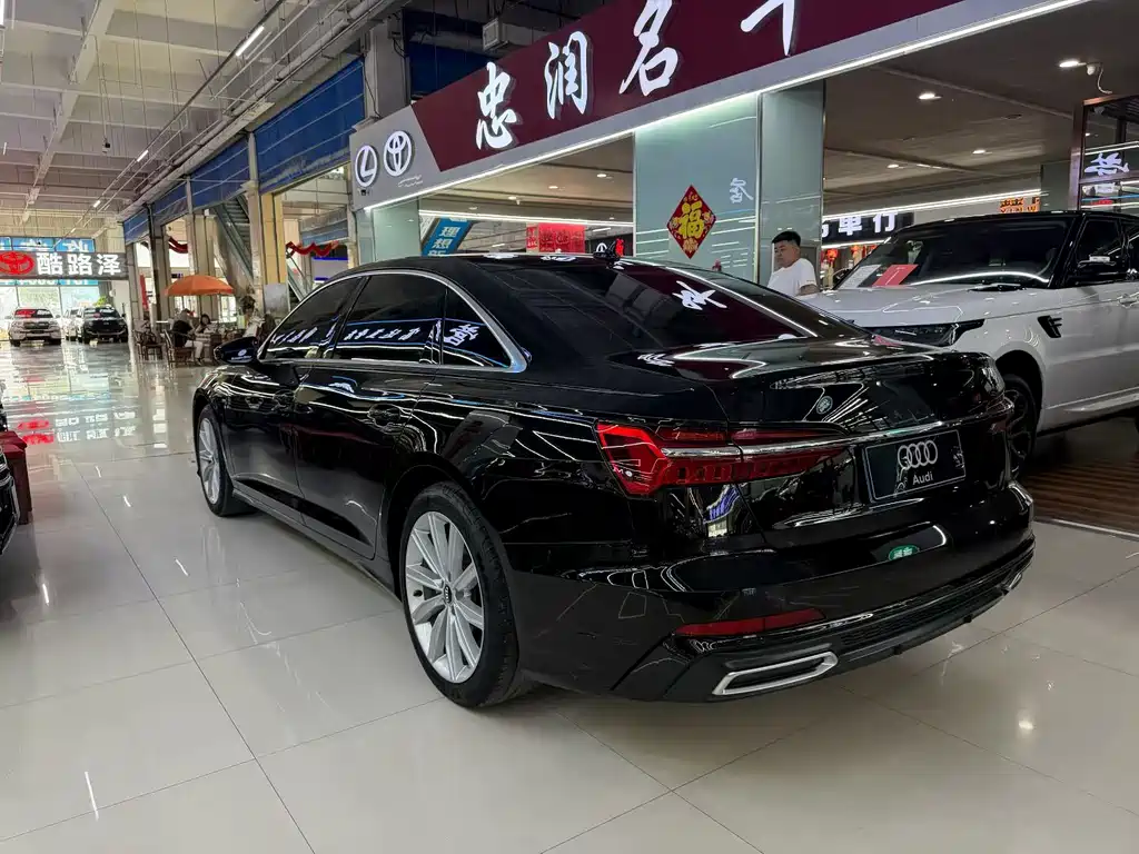 Audi A6L 2021