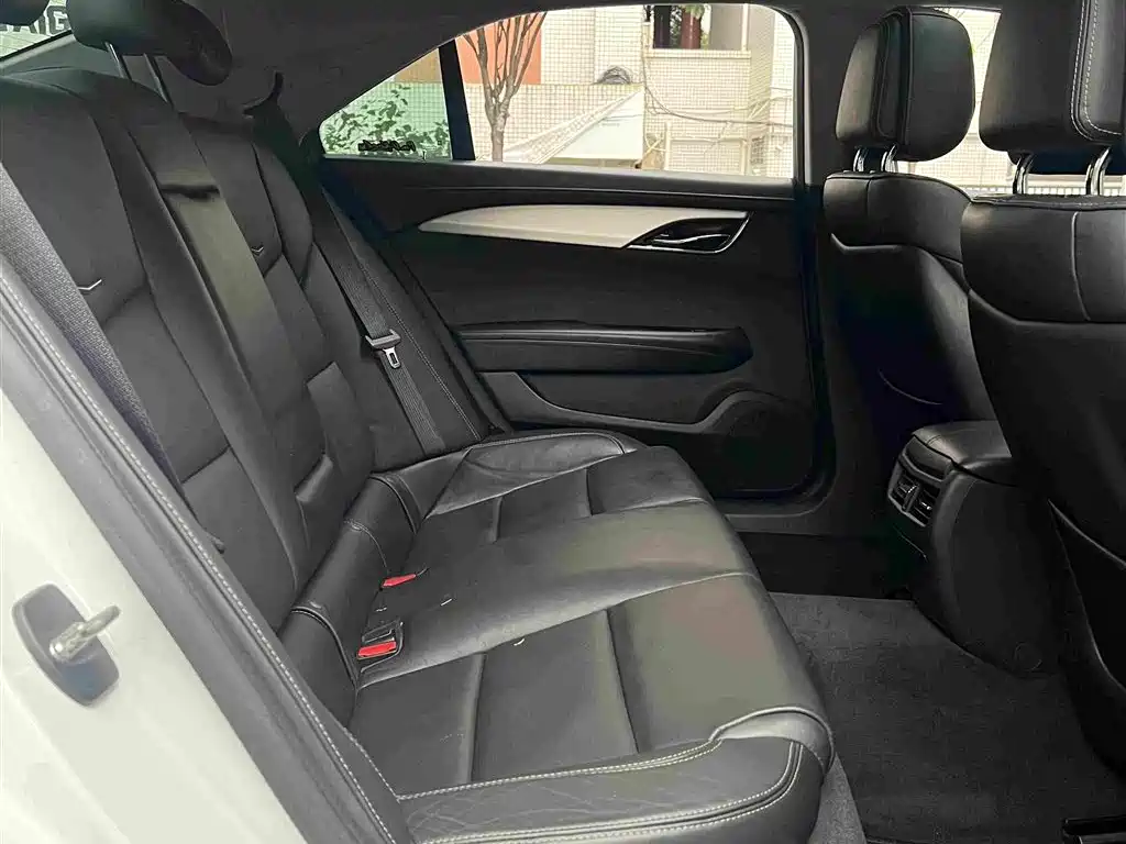 Cadillac ATS-L 2018 — фото 10