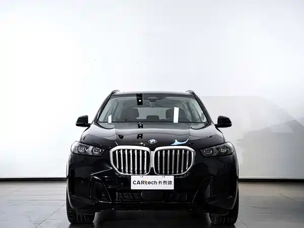 BMW X5 2025