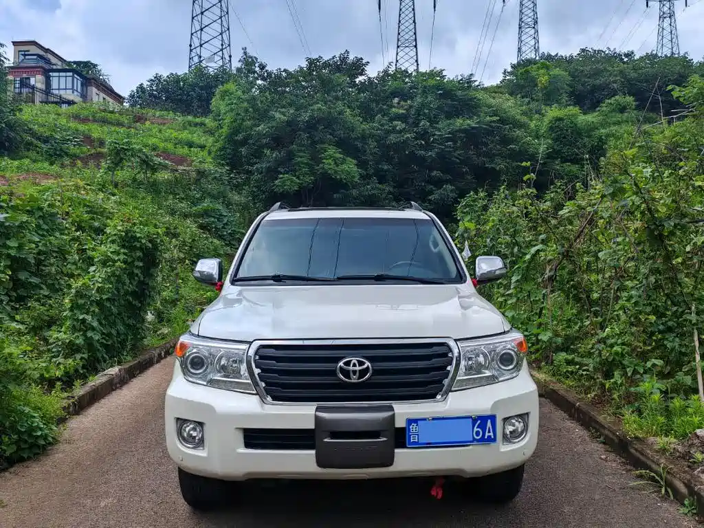 Toyota Land Cruiser 2015