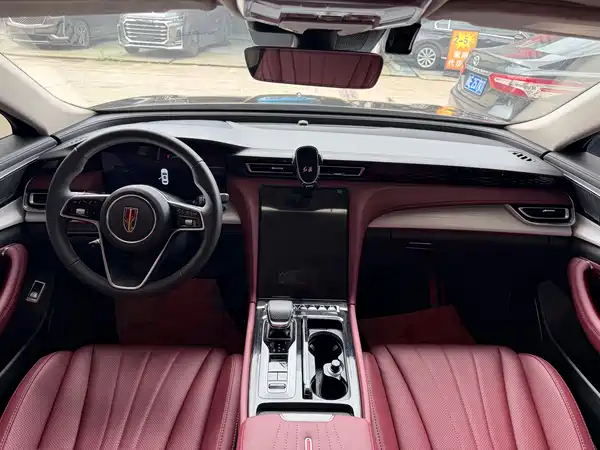 Hongqi H5 2025
