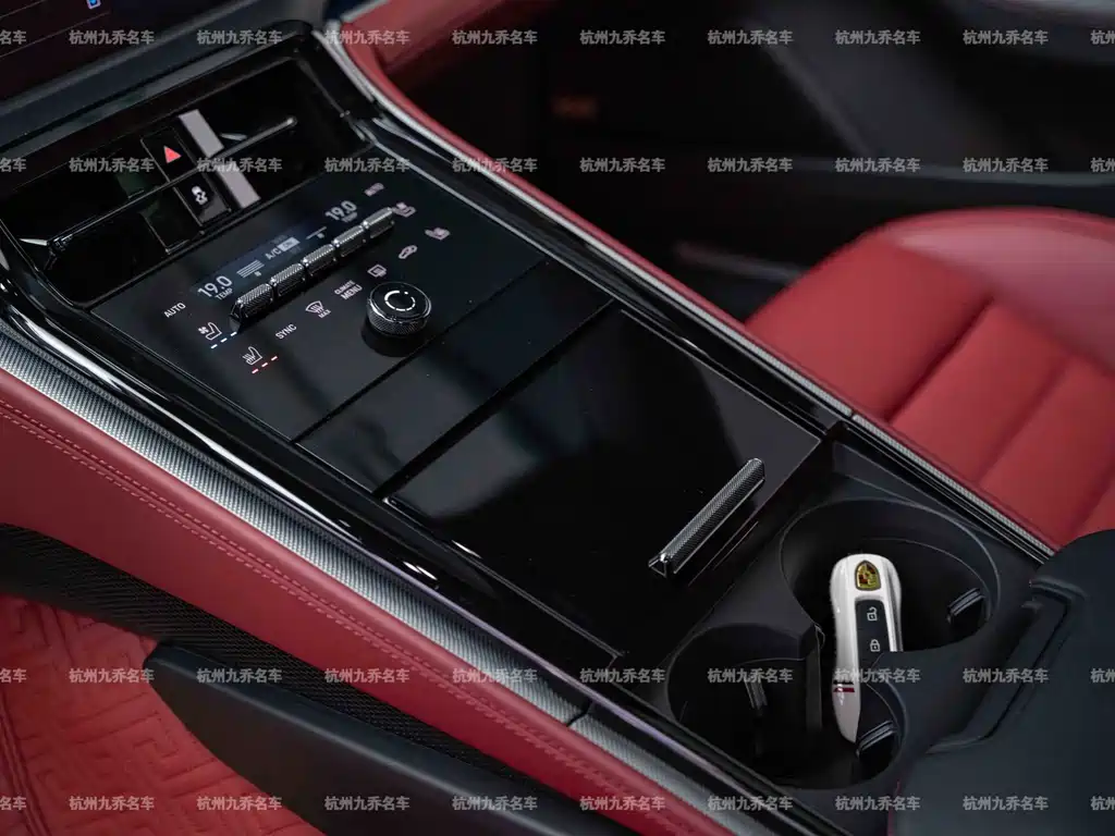 Porsche Panamera 2024 — фото 19