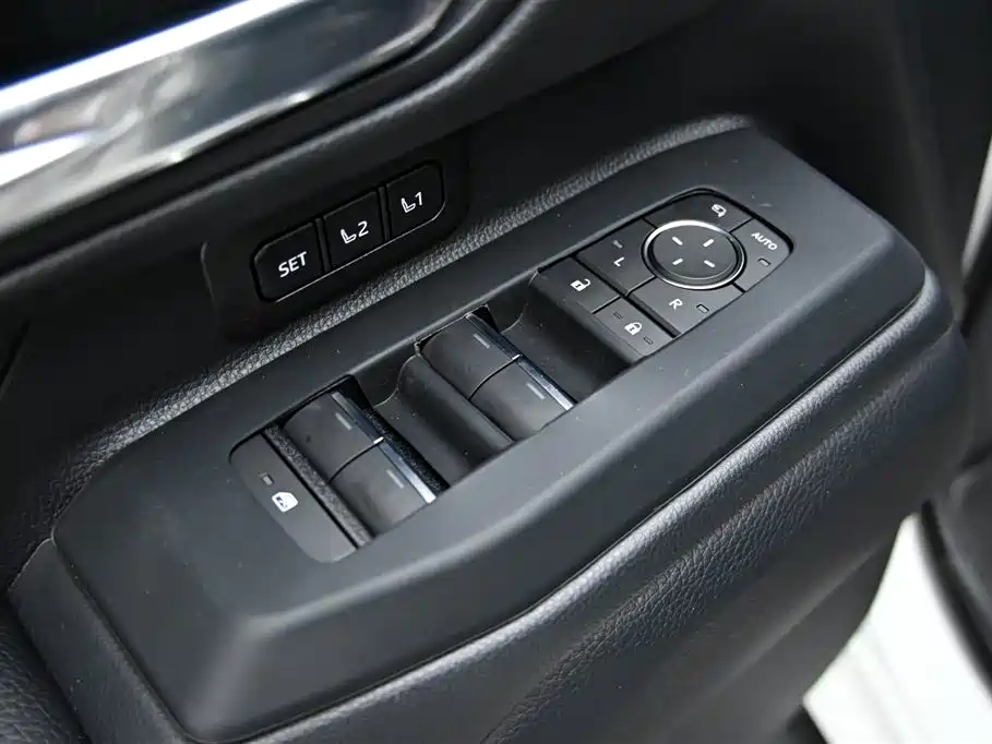Toyota Prado 2026 — фото 24