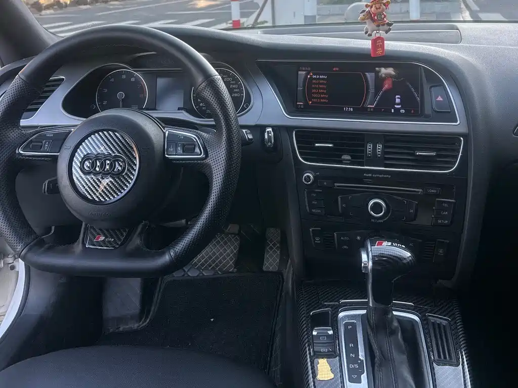 Audi A4L 2013