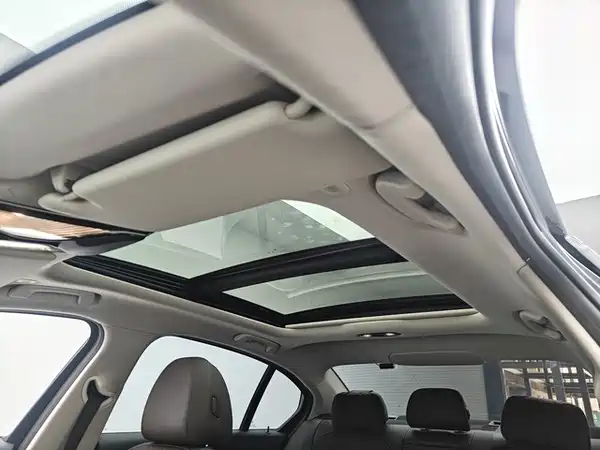 BMW i3 2023