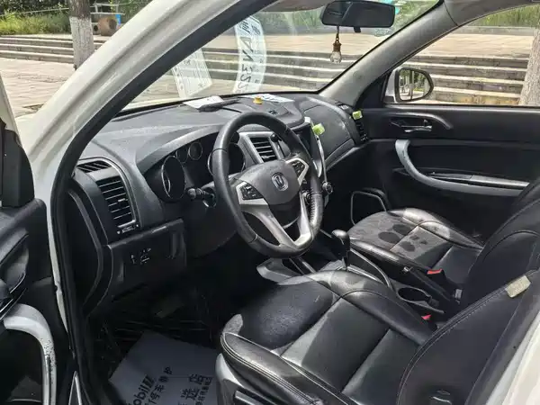Changan CS35 2015