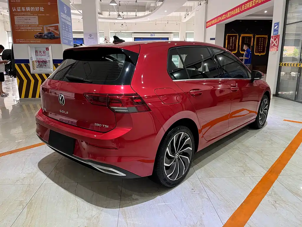 Volkswagen Golf 2022