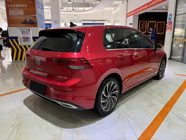 Volkswagen Golf 2022