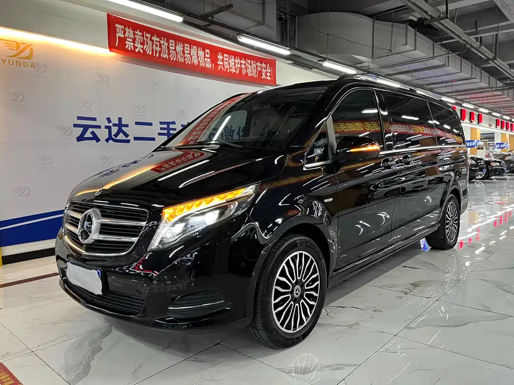 Mercedes-Benz V-Class 2019 — фото 2