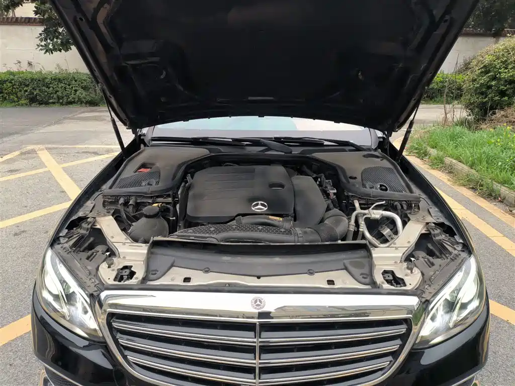 Mercedes-Benz E-Class 2020 — фото 16