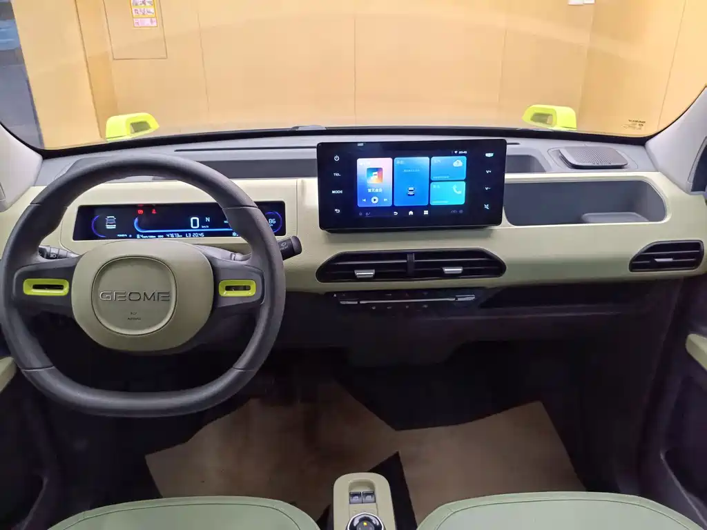 Geely Galaxy Panda 2024 — фото 23