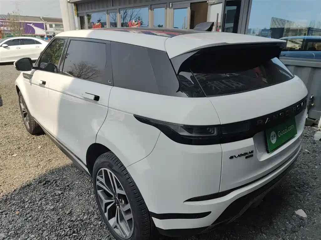 Land Rover Evoque 2024 — фото 23