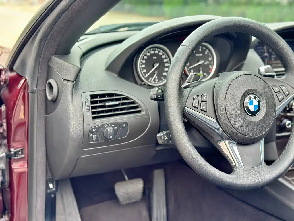 BMW 6 Series 2011 — фото 17