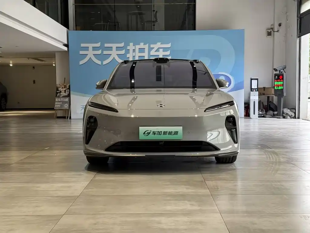 NIO ET5T 2025