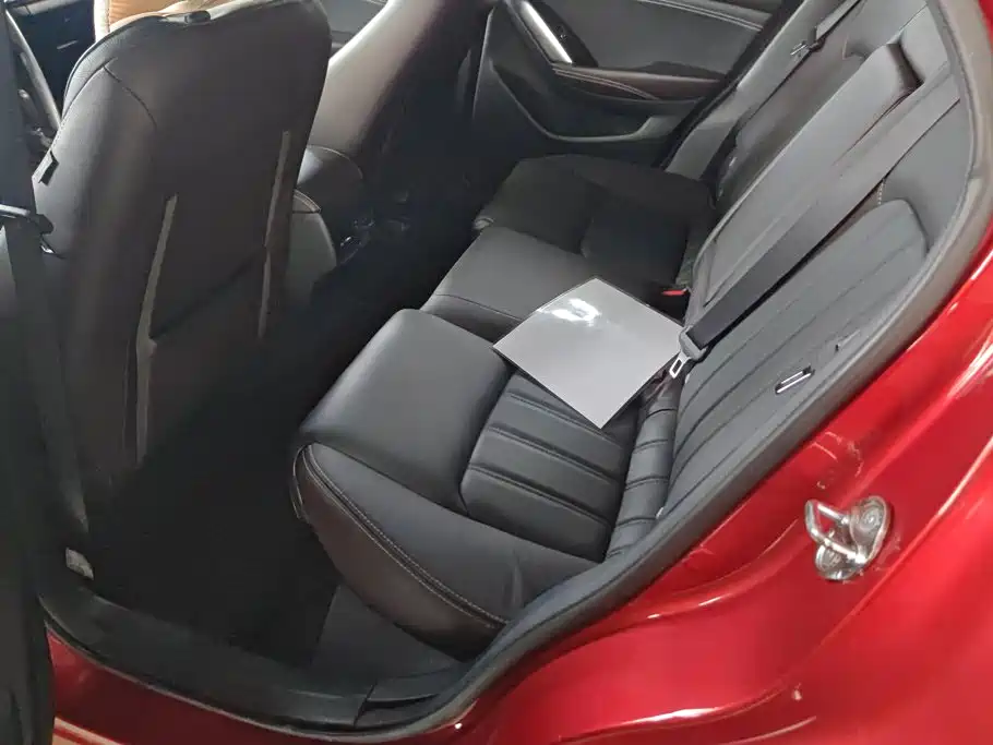 Mazda CX-4 2019 — фото 11