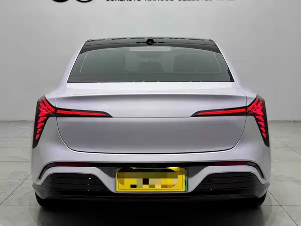 Hongqi Tiangong 05 2025