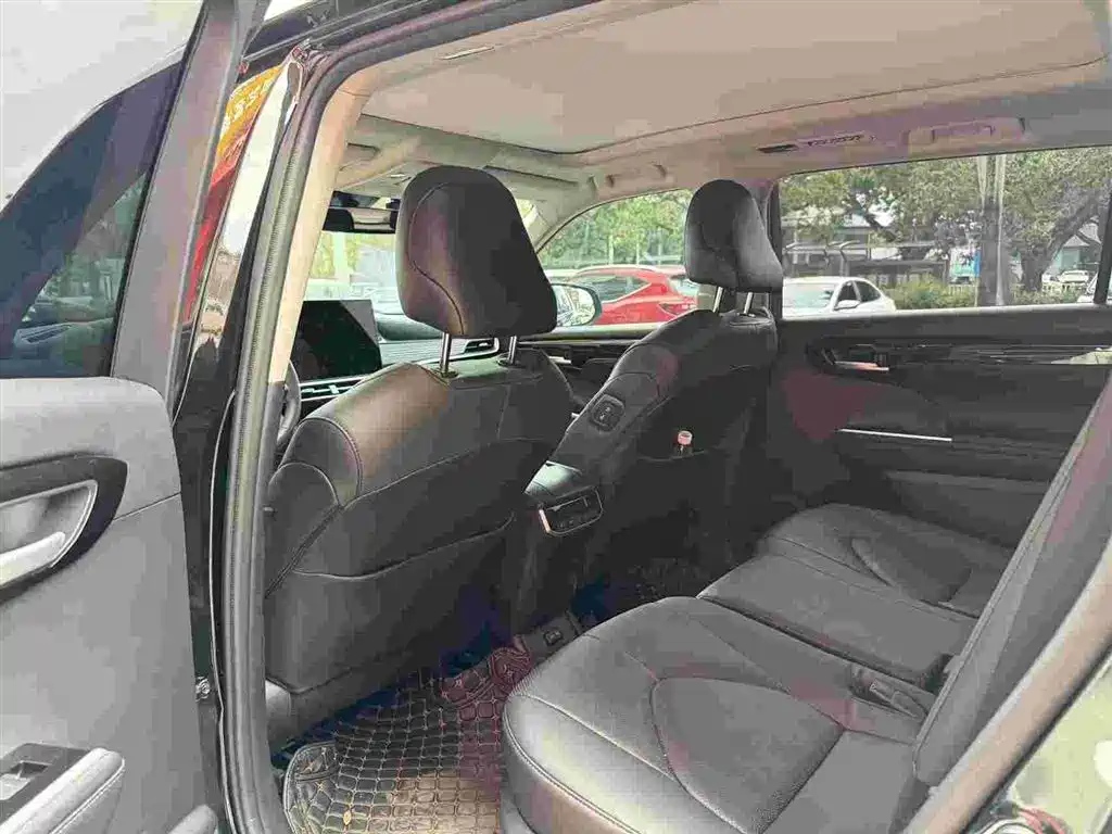 Toyota Highlander 2026 — фото 11