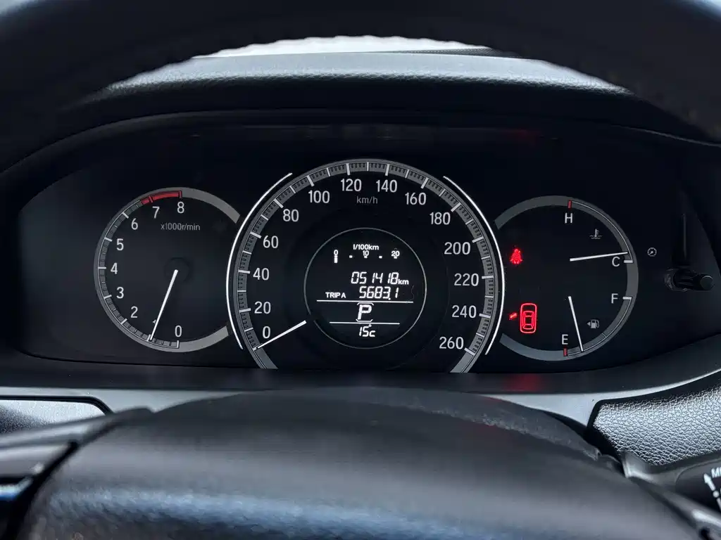Honda Accord 2017 — фото 9