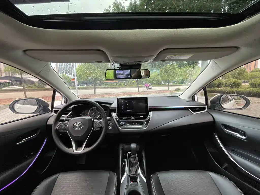 Toyota Corolla 2022 — фото 10