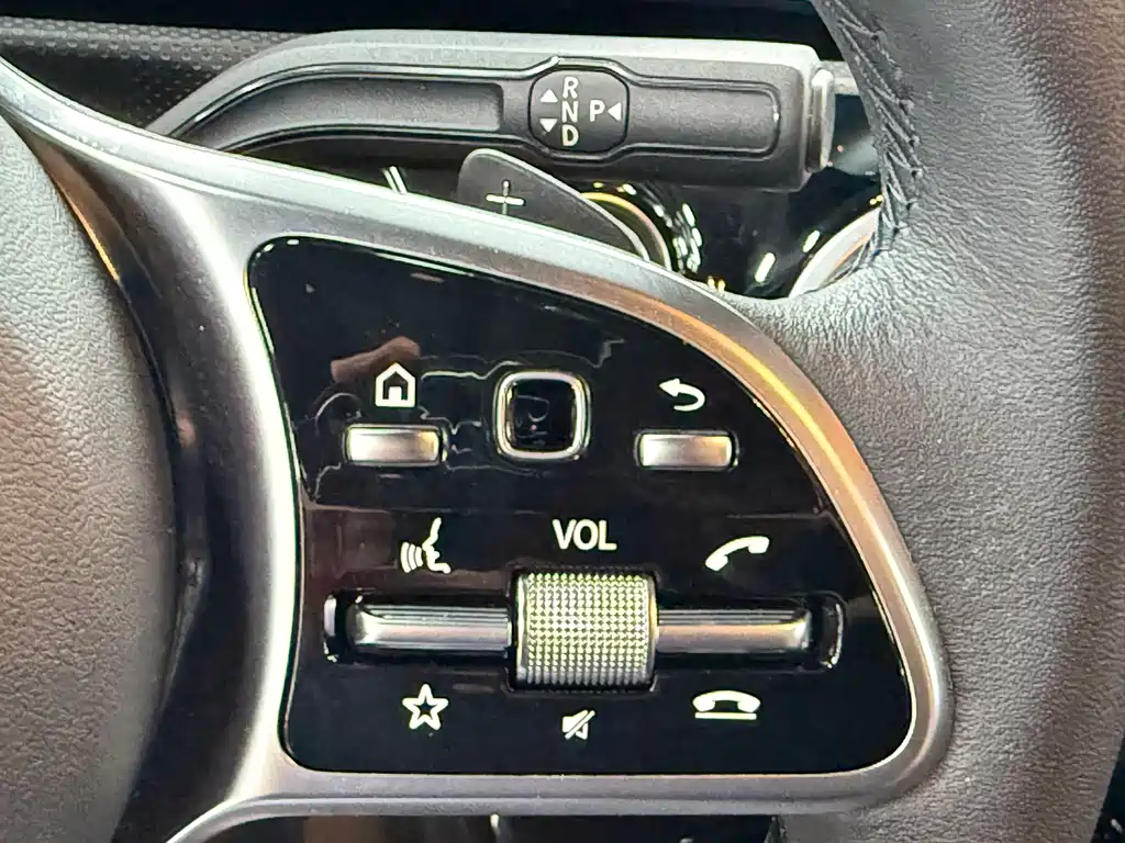 Mercedes-Benz A-Class 2022 — фото 13