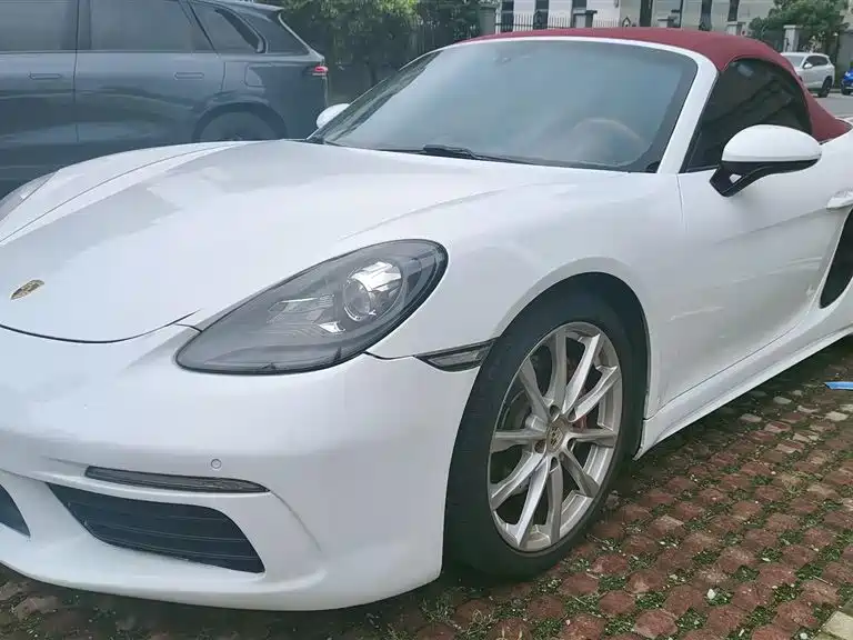 Porsche 718 2017