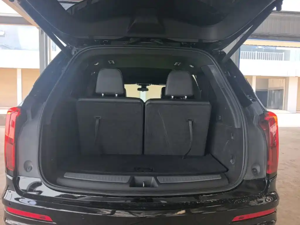 Cadillac XT6 2021 — фото 19