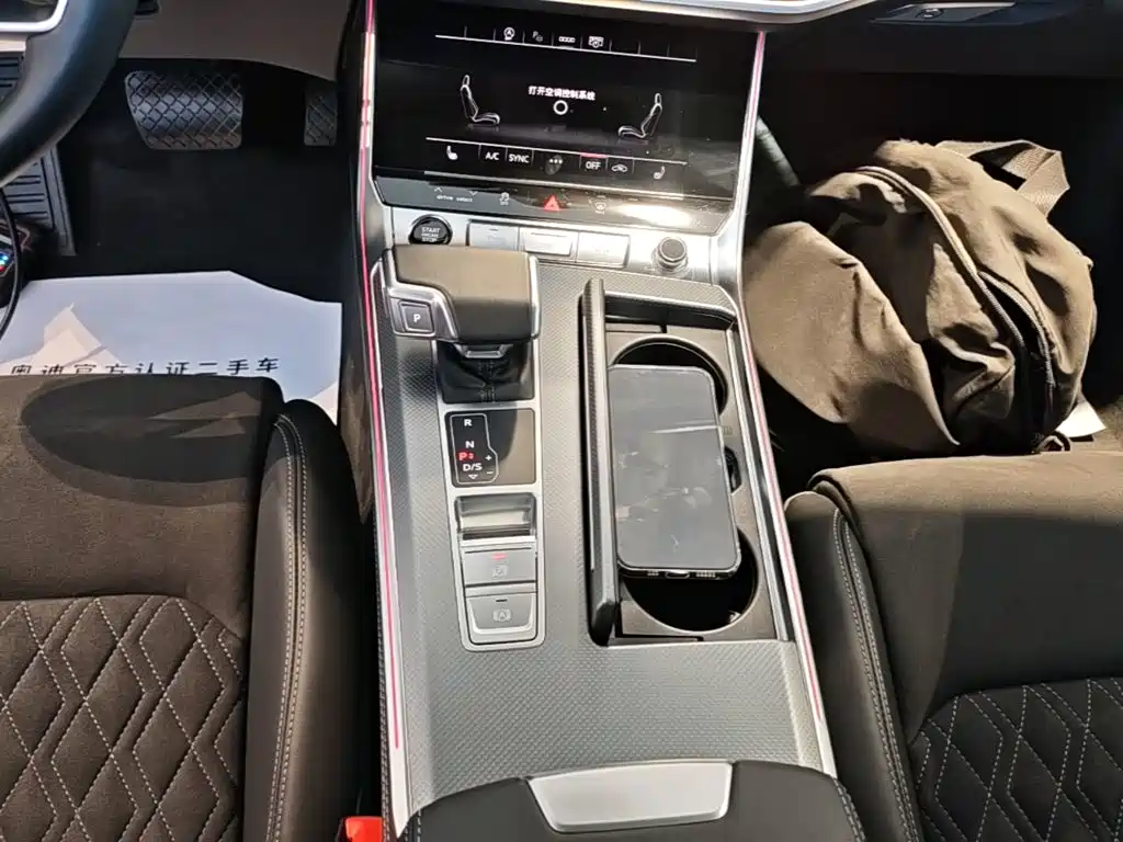 Audi A7L 2025 — фото 14