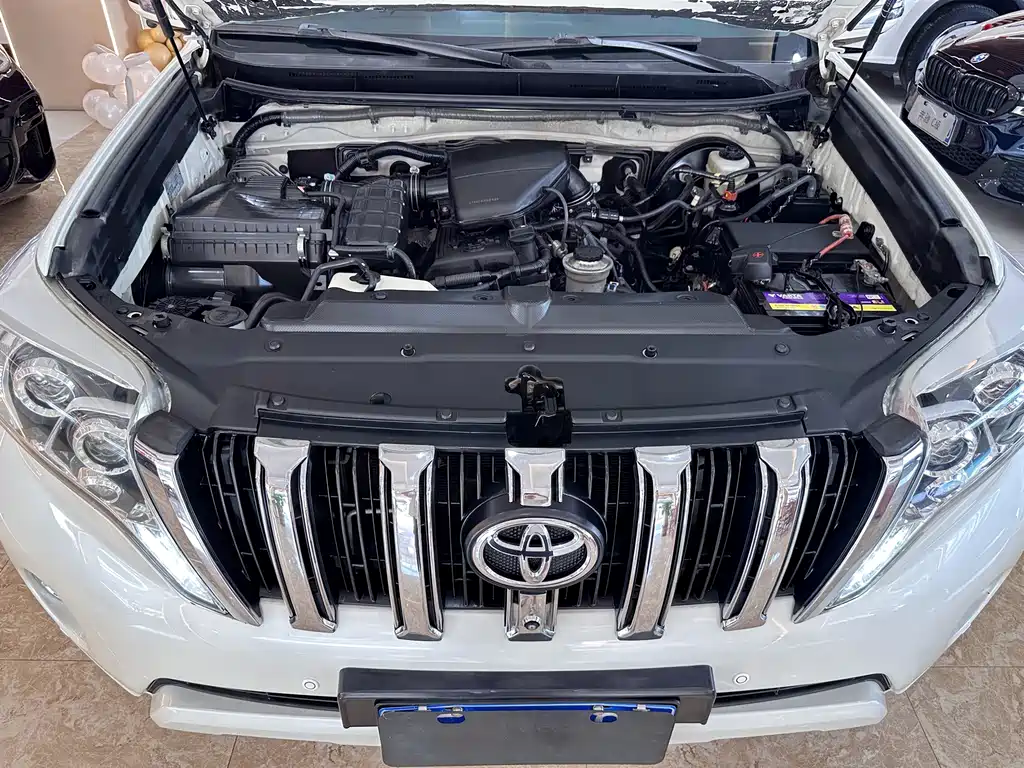 Toyota Prado 2015 — фото 16