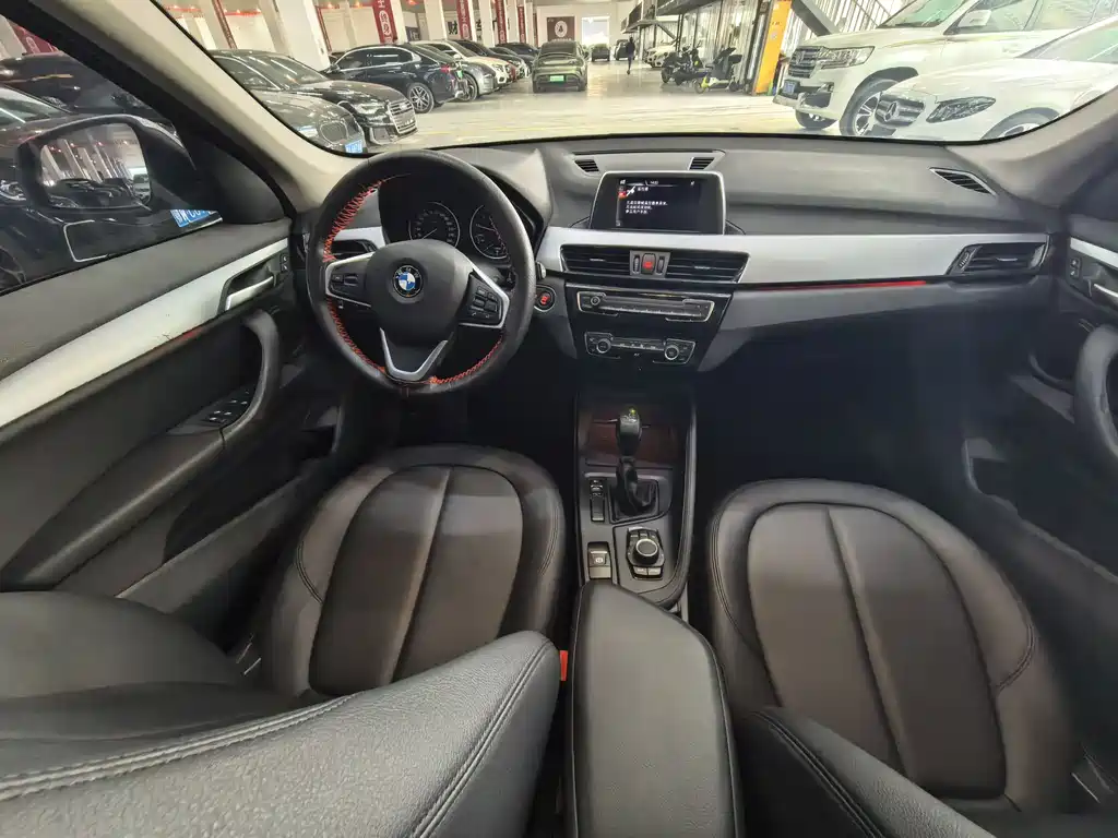 BMW X1 2017 — фото 14