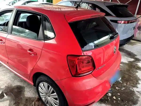 Volkswagen Polo 2016