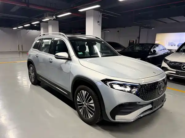 Mercedes-Benz EQB 2026