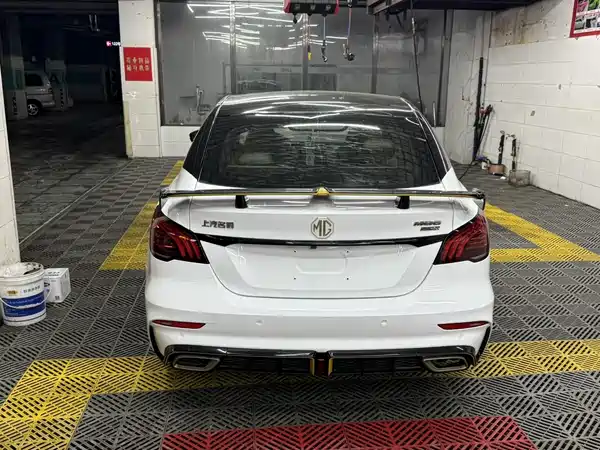 MG MG6 2021