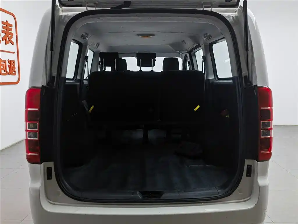 JAC Refine Refine M3 2023 — фото 24
