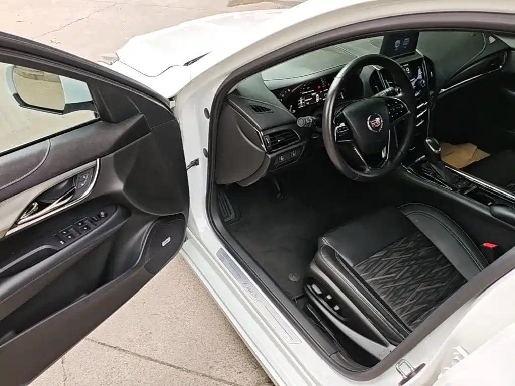 Cadillac ATS-L 2015 — фото 16