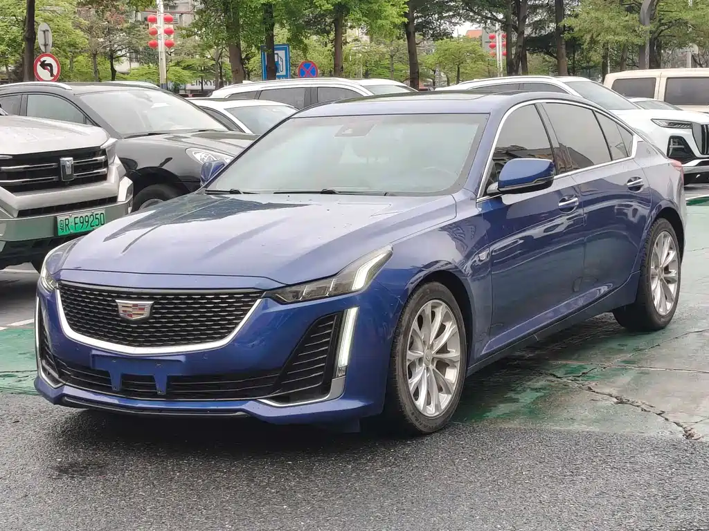 Cadillac CT5 2021 — фото 1
